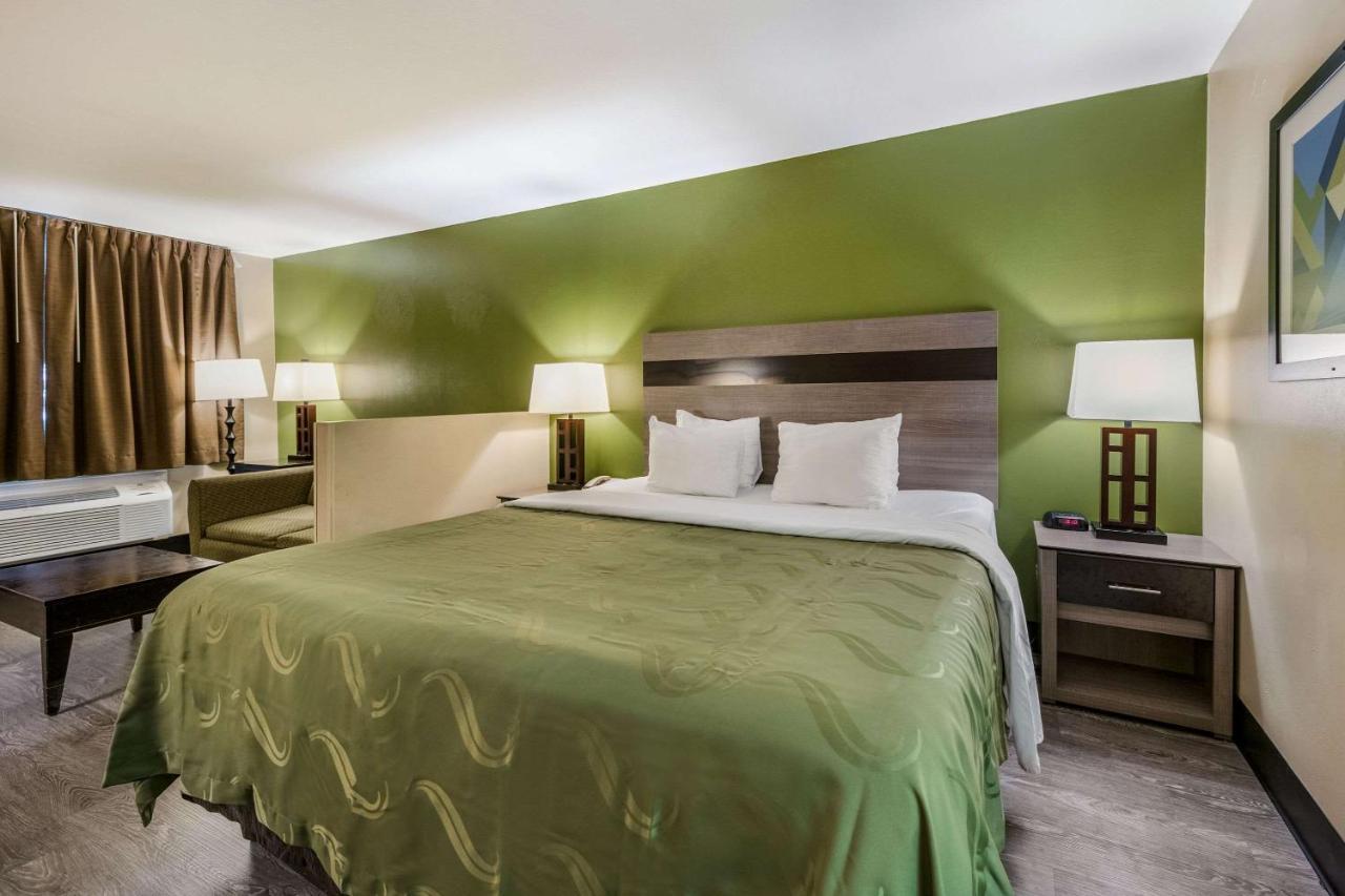 Quality Inn & Suites Garland - East Dallas Extérieur photo
