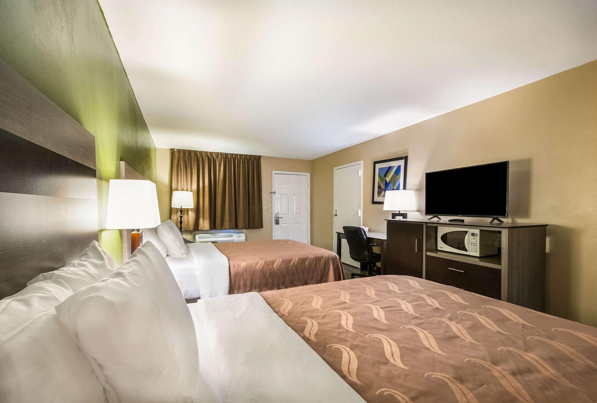 Quality Inn & Suites Garland - East Dallas Extérieur photo